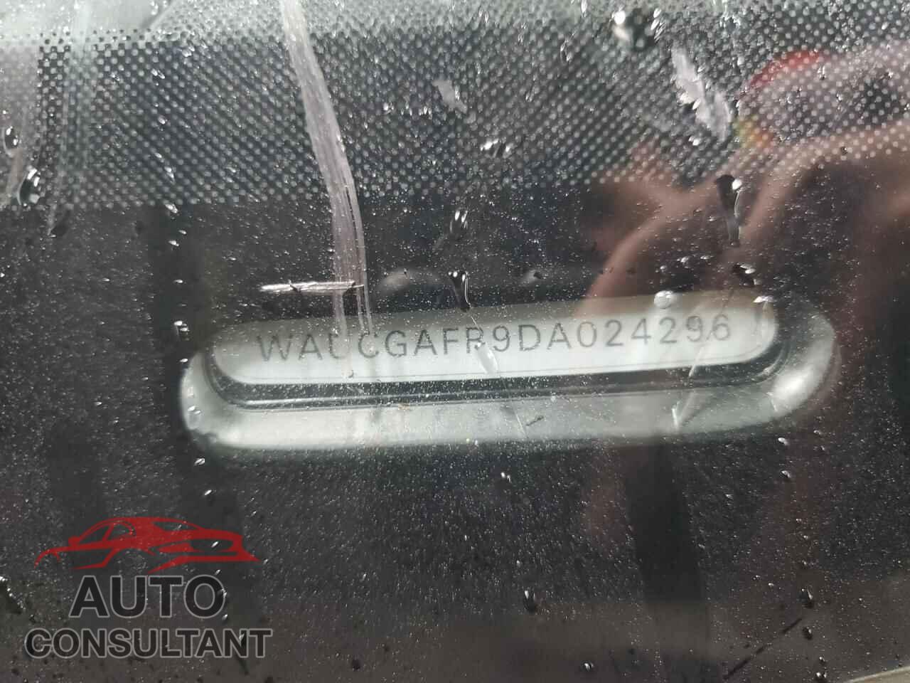 AUDI S5 2013 - WAUCGAFR9DA024296