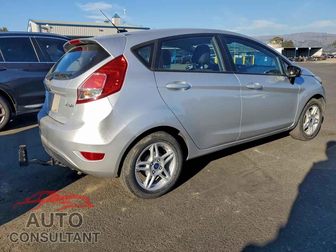 FORD FIESTA 2017 - 3FADP4EJ2HM104445