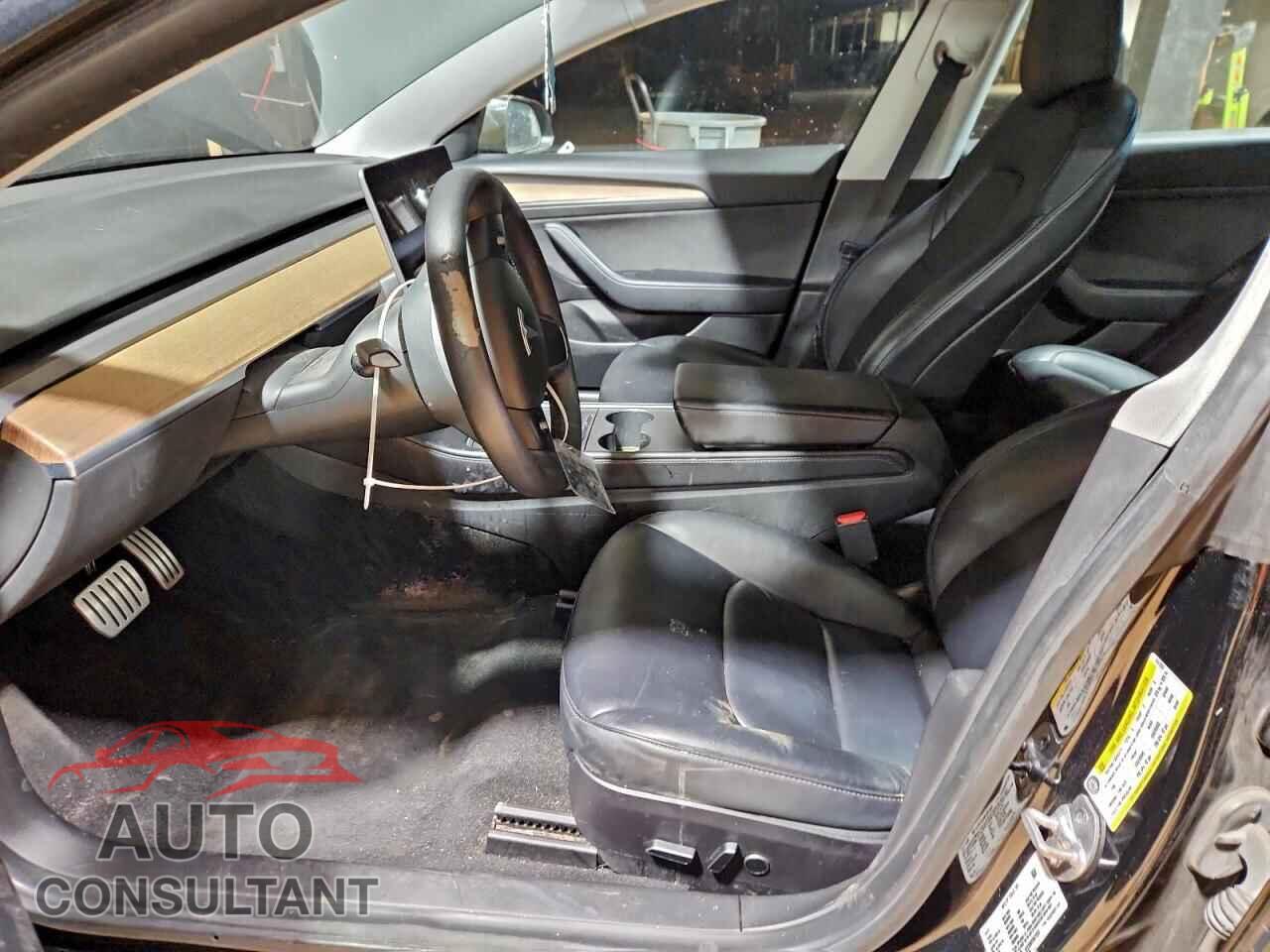 TESLA MODEL 3 2021 - 5YJ3E1EC0MF947893