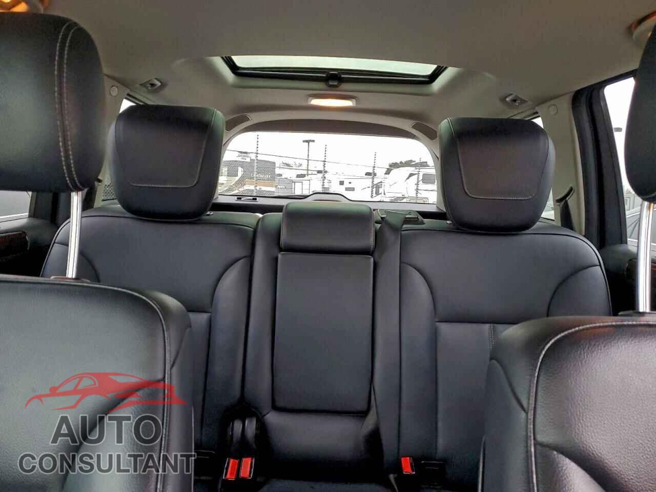 MERCEDES-BENZ GL-CLASS 2012 - 4JGBF7BE0CA767219