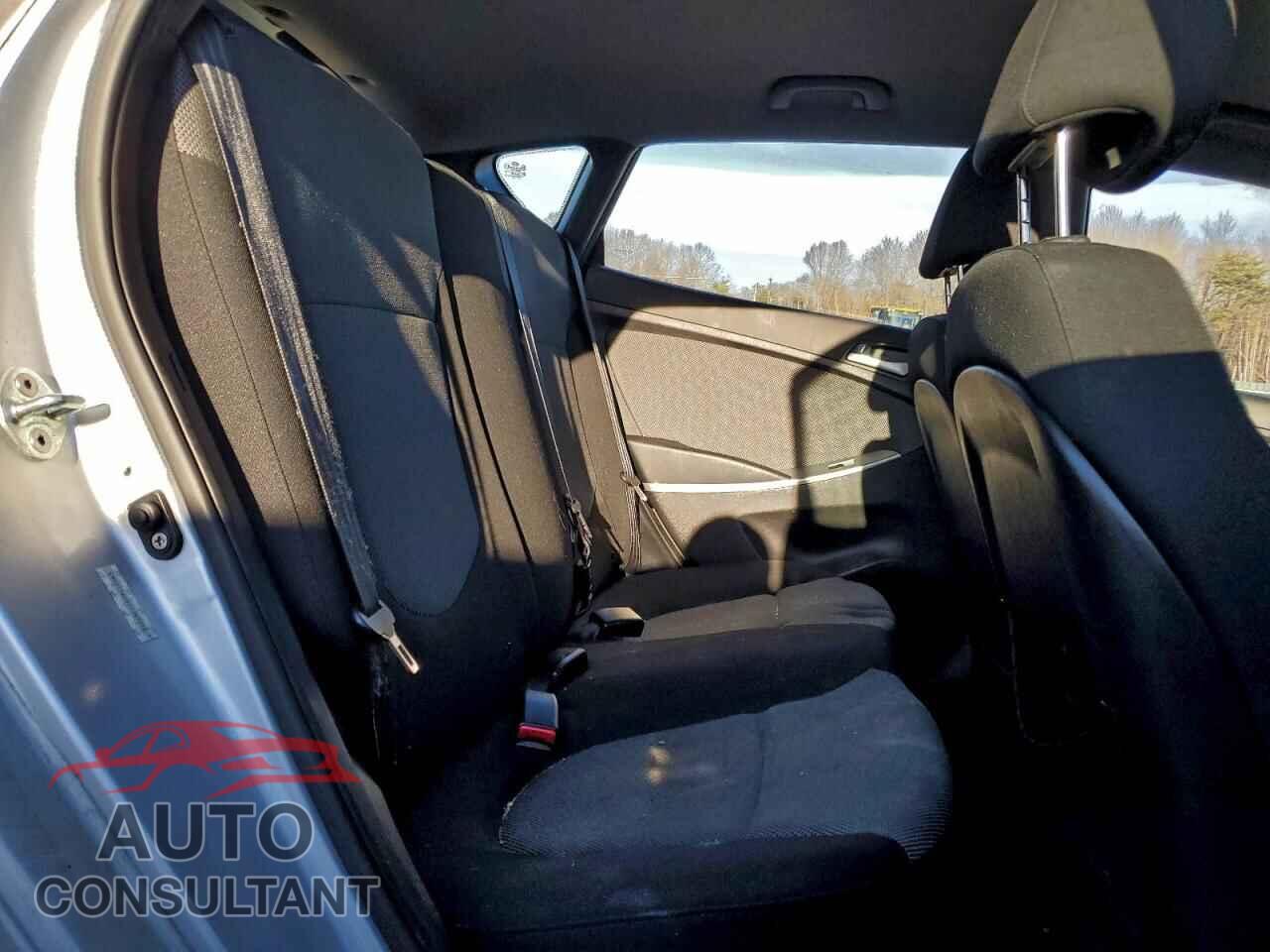 HYUNDAI ACCENT 2012 - KMHCT5AE4CU047018