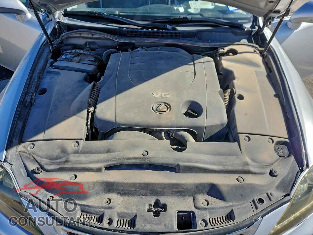 LEXUS IS 2011 - JTHBF5C23B5149525