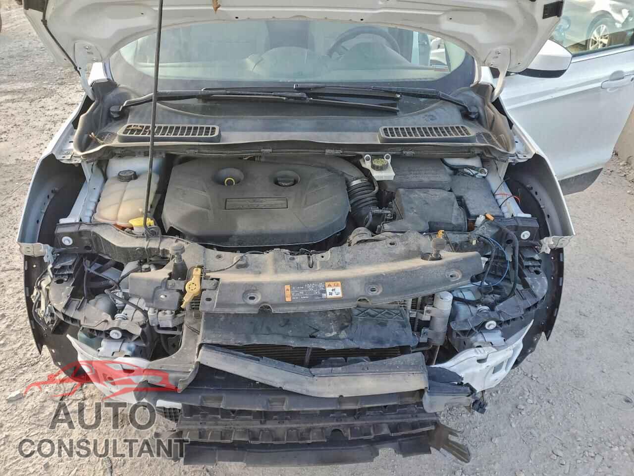 FORD ESCAPE 2013 - 1FMCU9G90DUB60450