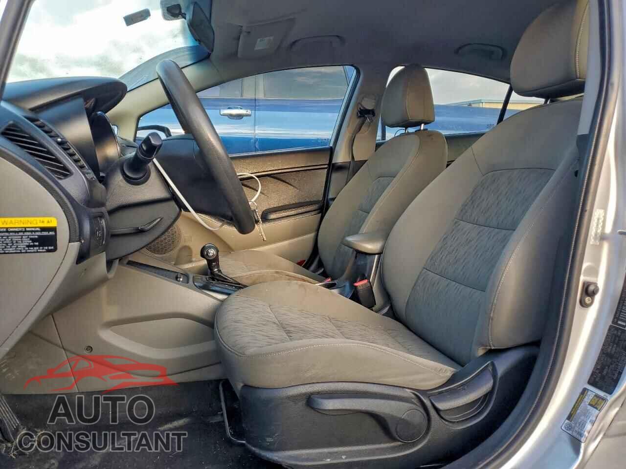 KIA FORTE 2014 - KNAFK4A63E5248247