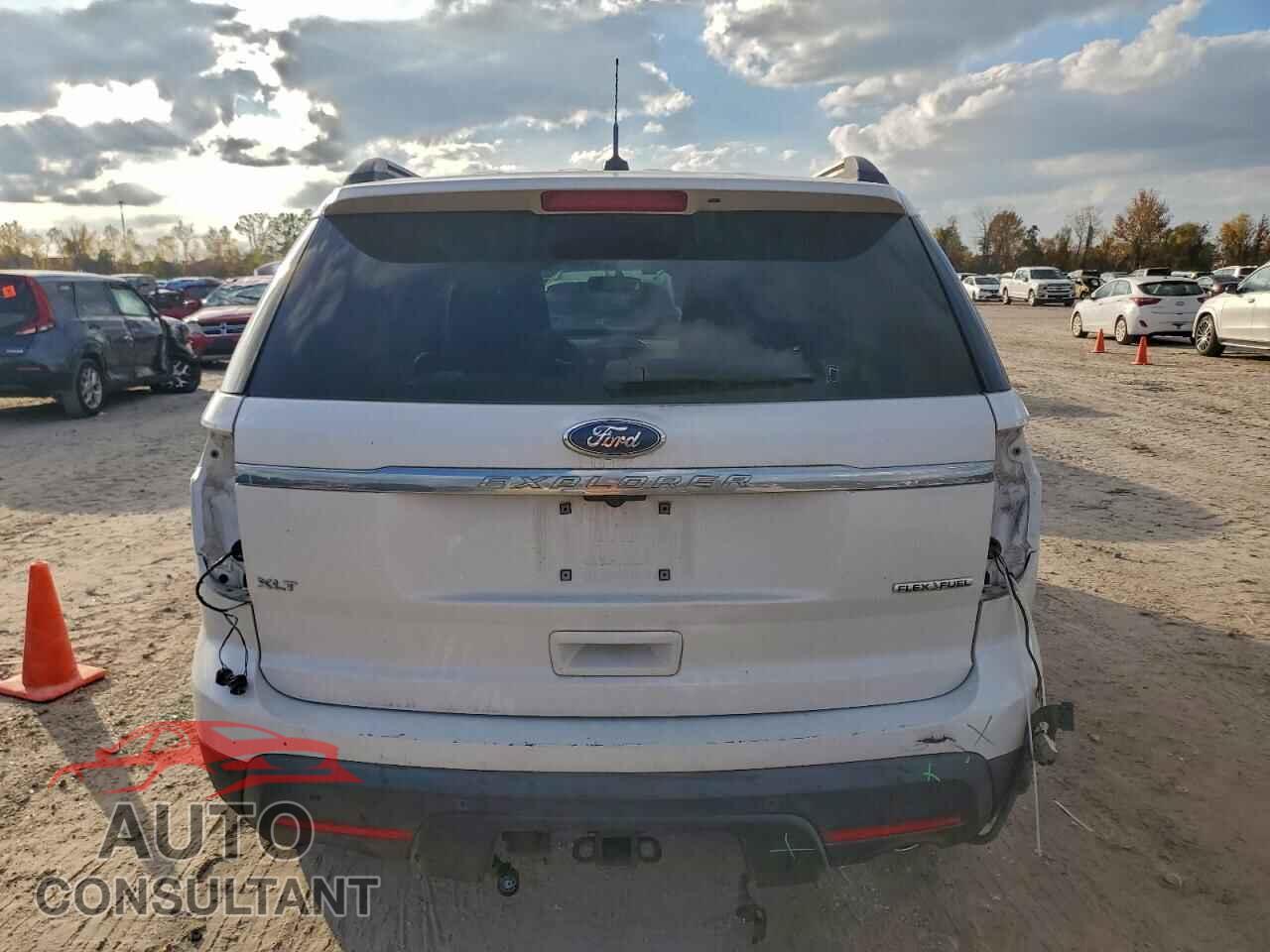 FORD EXPLORER 2013 - 1FM5K7D80DGC52476