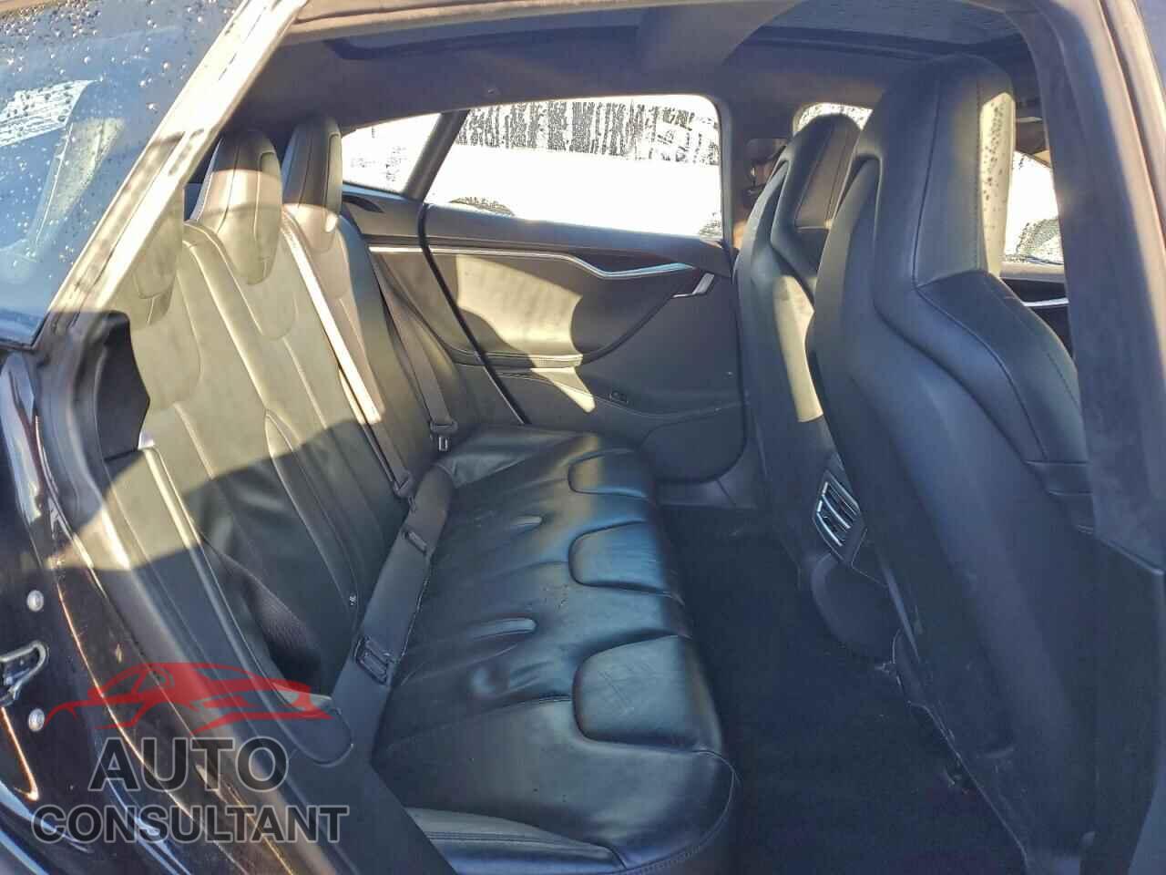 TESLA MODEL S 2015 - 5YJSA1S23FF089986