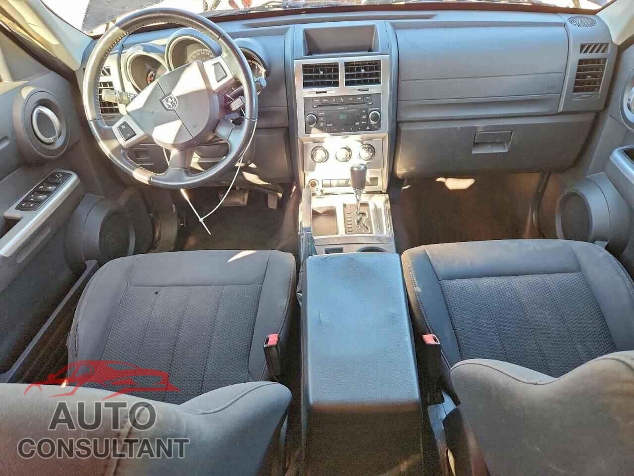 DODGE NITRO 2011 - 1D4PT5GK6BW545004