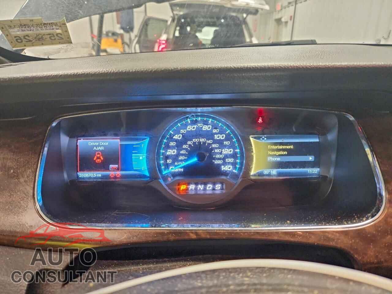 FORD TAURUS 2015 - 1FAHP2J80FG129473