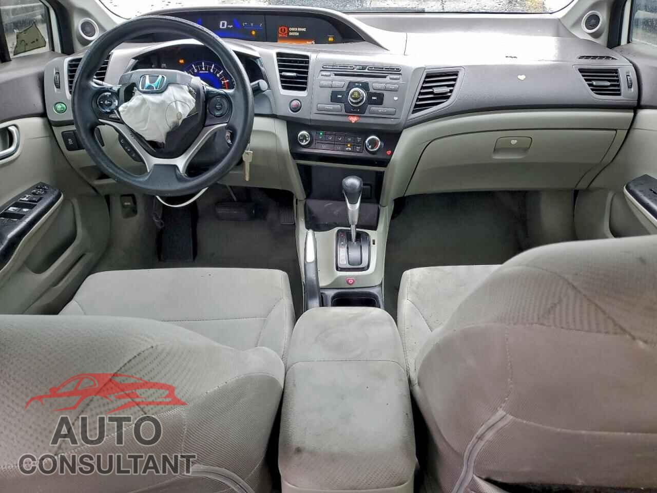 HONDA CIVIC 2012 - 2HGFB2F86CH588954