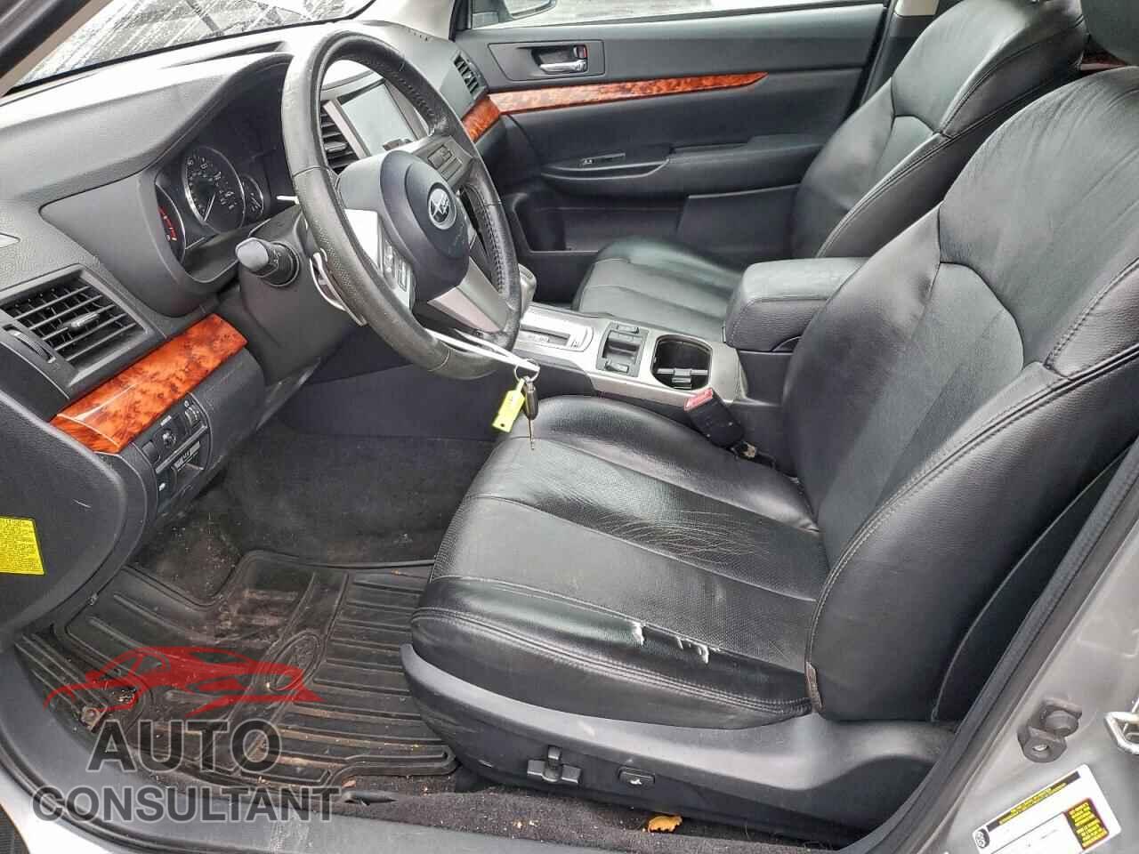 SUBARU OUTBACK 2011 - 4S4BRBLC4B3359896