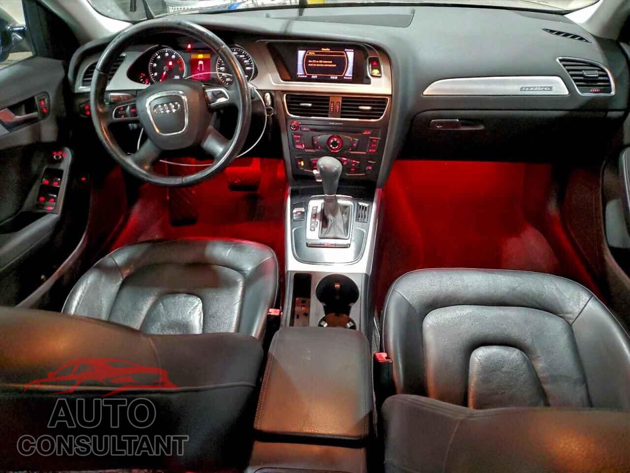 AUDI A4 2012 - WAUBFAFL8CN004655