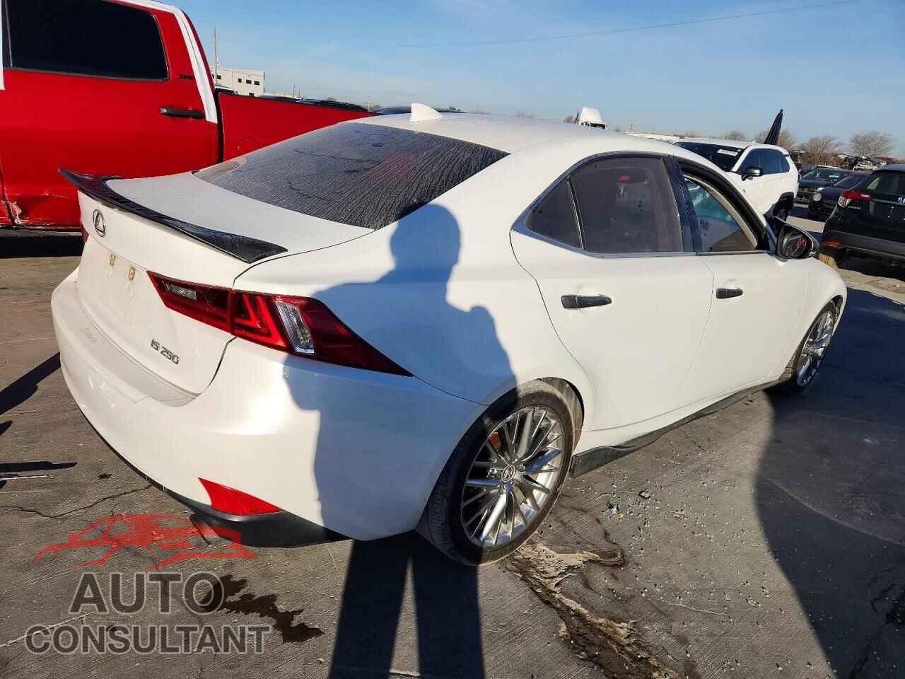 LEXUS IS 2014 - JTHBF1D27E5028184