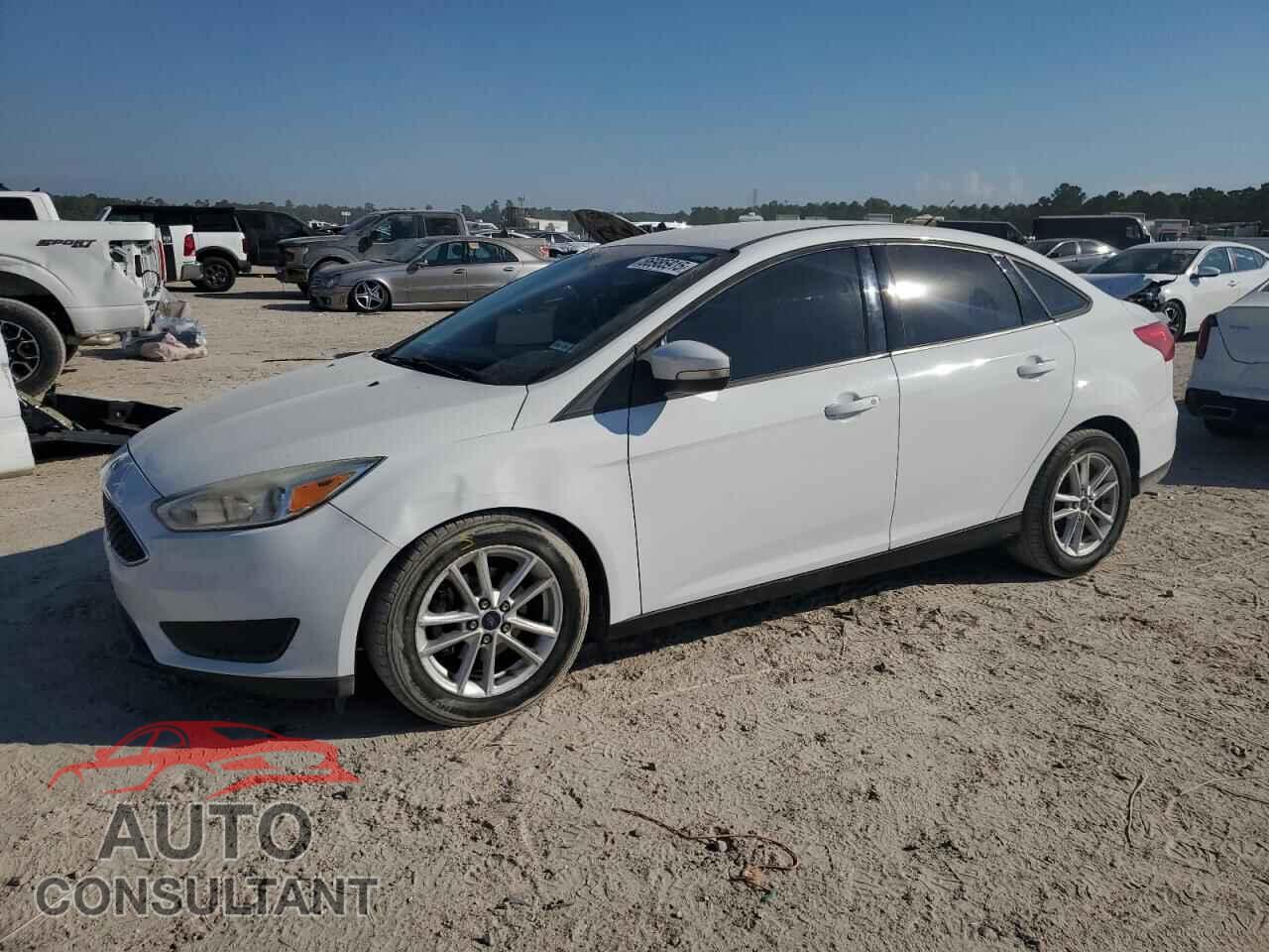 FORD FOCUS 2016 - 1FADP3F26GL303113