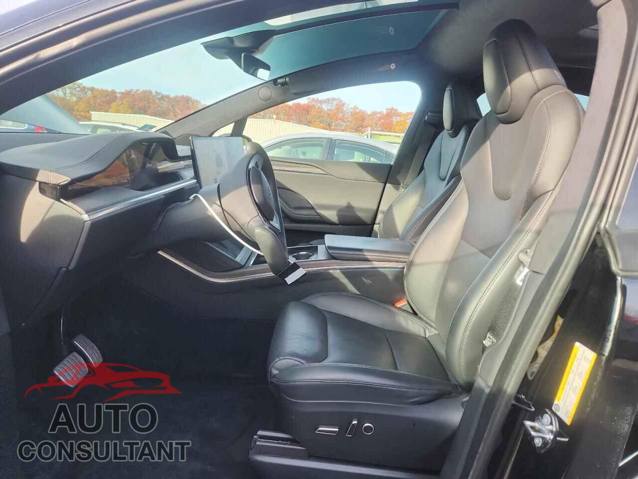 TESLA MODEL X 2023 - 7SAXCBE58PF372528
