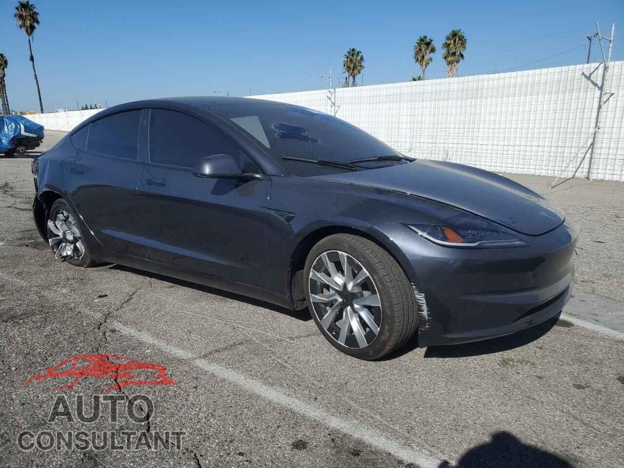TESLA MODEL 3 2024 - 5YJ3E1EA1RF740841