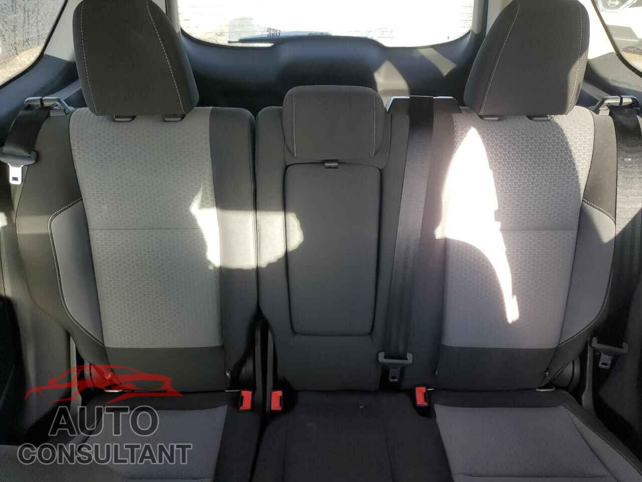 FORD ESCAPE 2017 - 1FMCU0GD9HUD03210