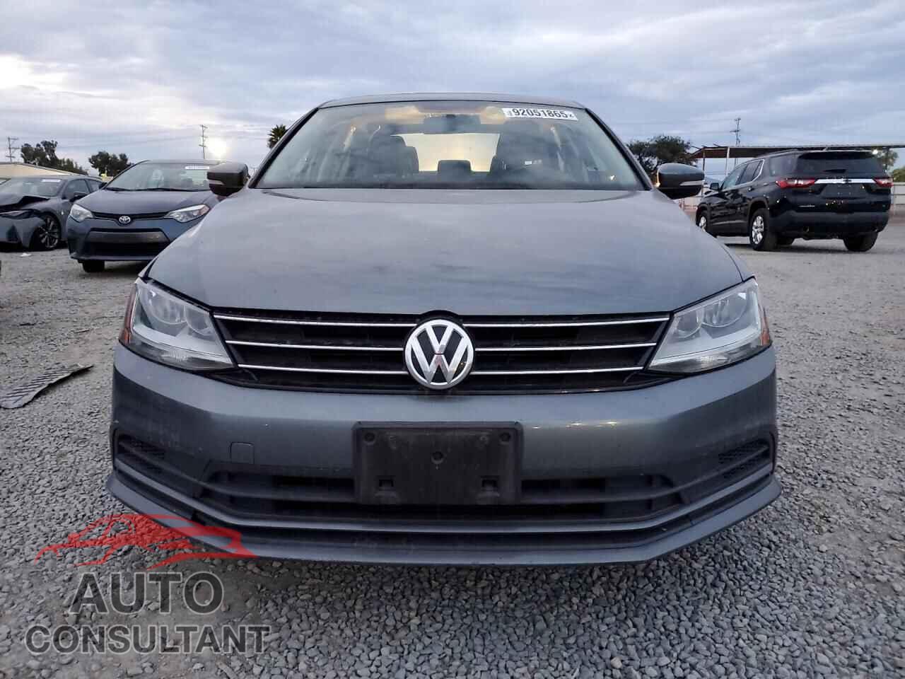 VOLKSWAGEN JETTA 2017 - 3VWDB7AJ2HM346441