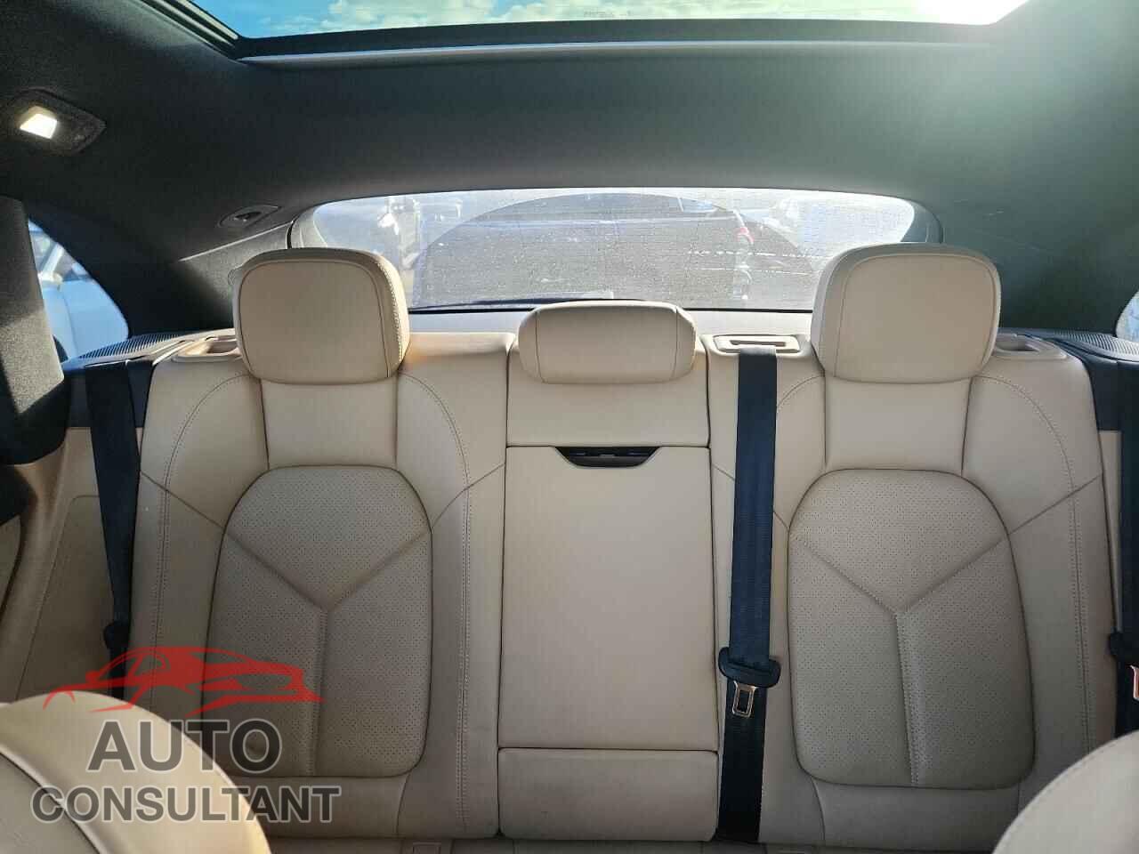 PORSCHE MACAN 2018 - WP1AA2A55JLB24514