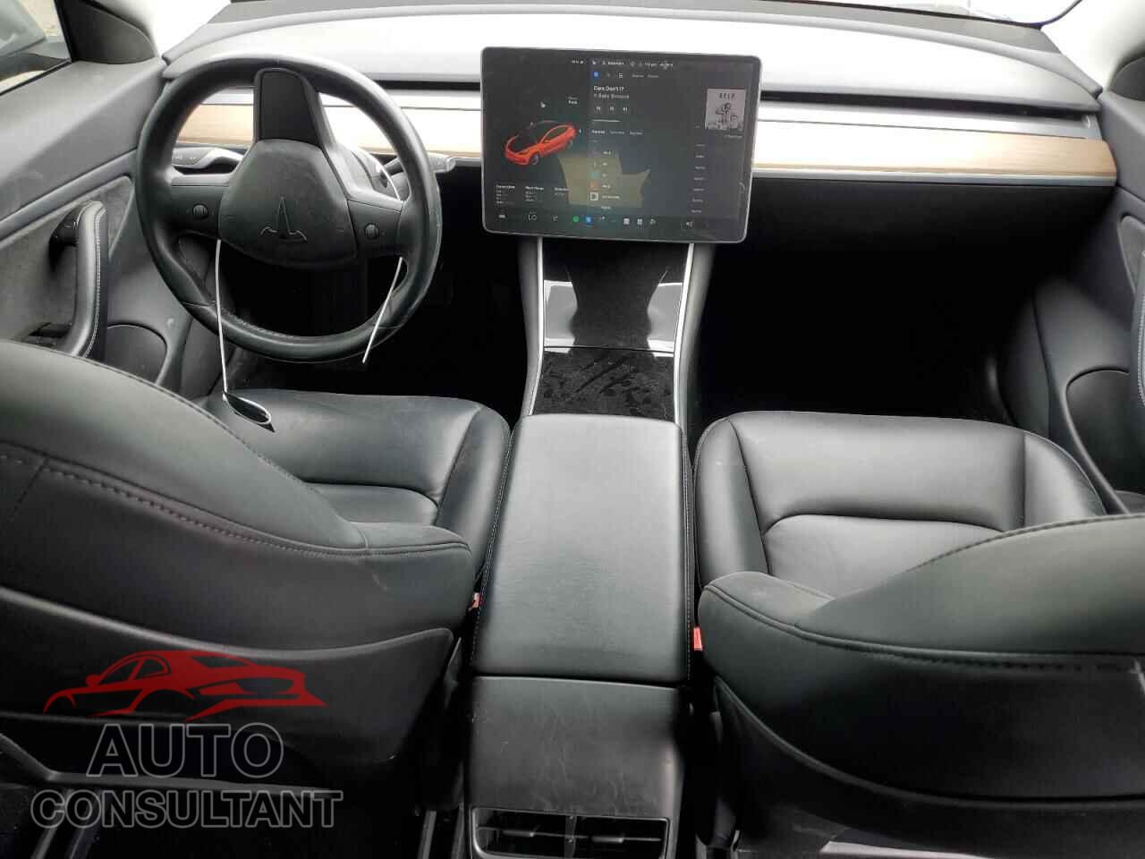 TESLA MODEL 3 2018 - 5YJ3E1EB8JF069276