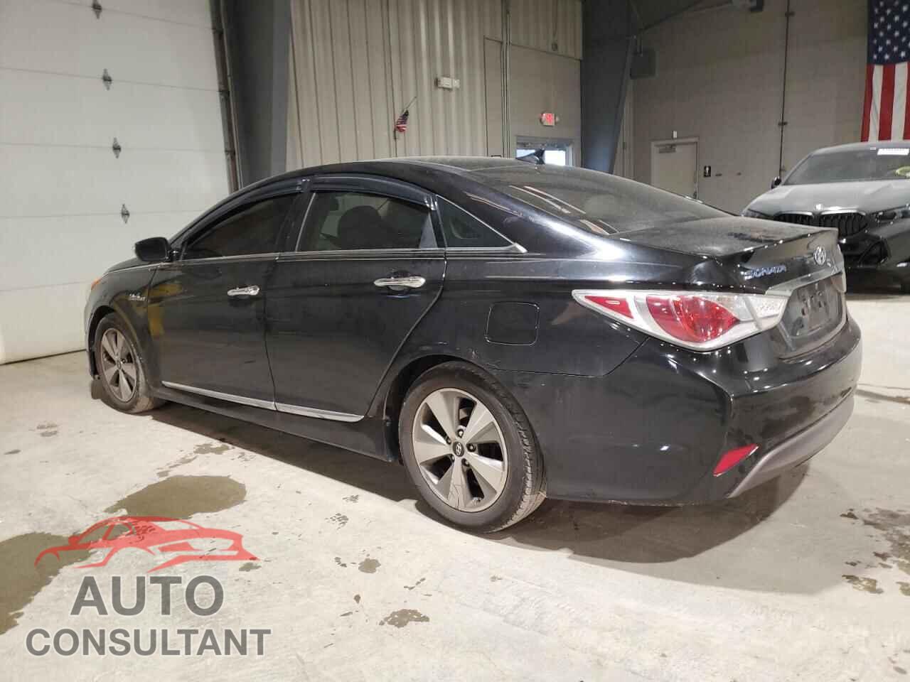HYUNDAI SONATA 2012 - KMHEC4A47CA060244