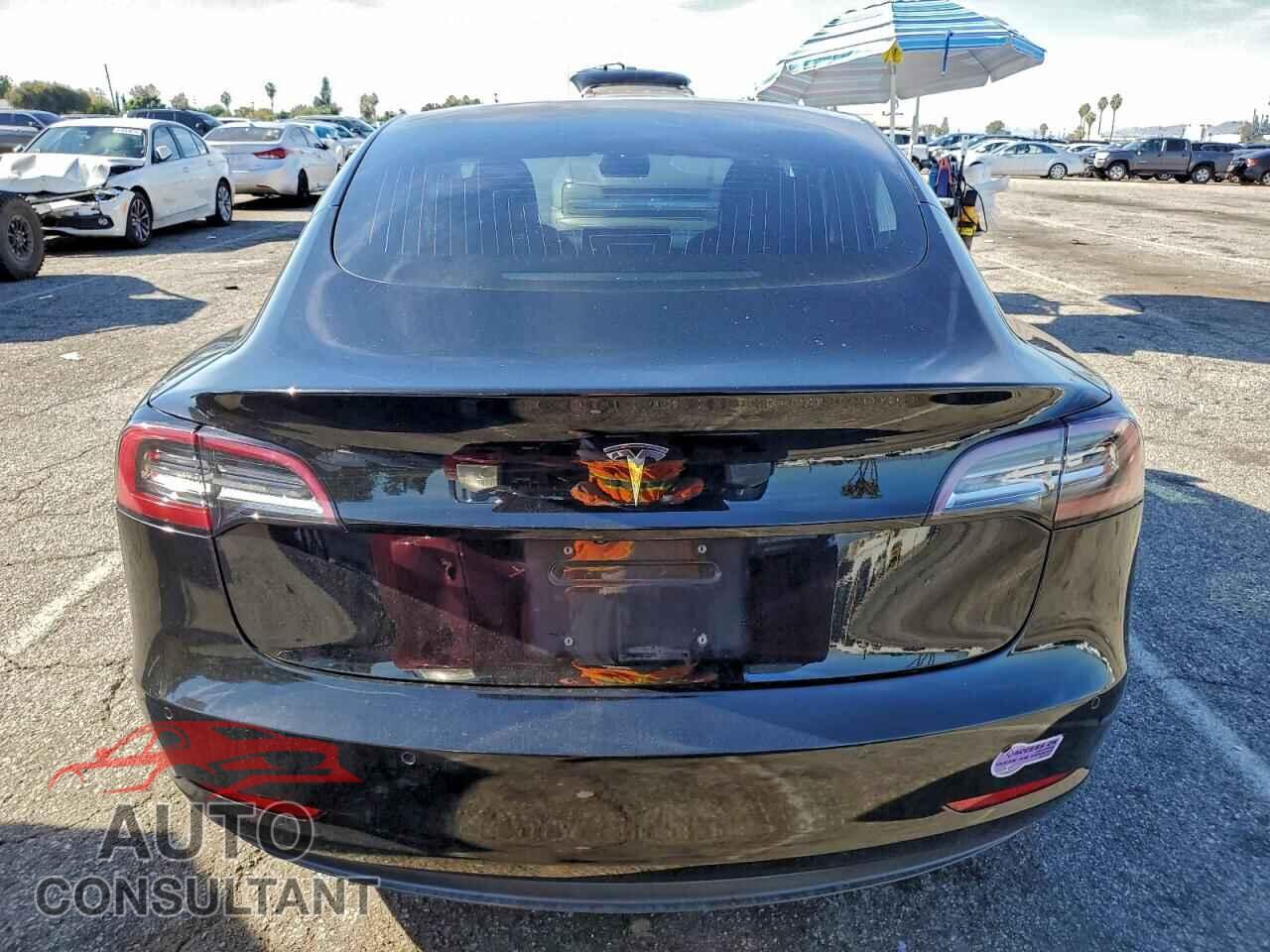 TESLA MODEL 3 2018 - 5YJ3E1EA5JF136424