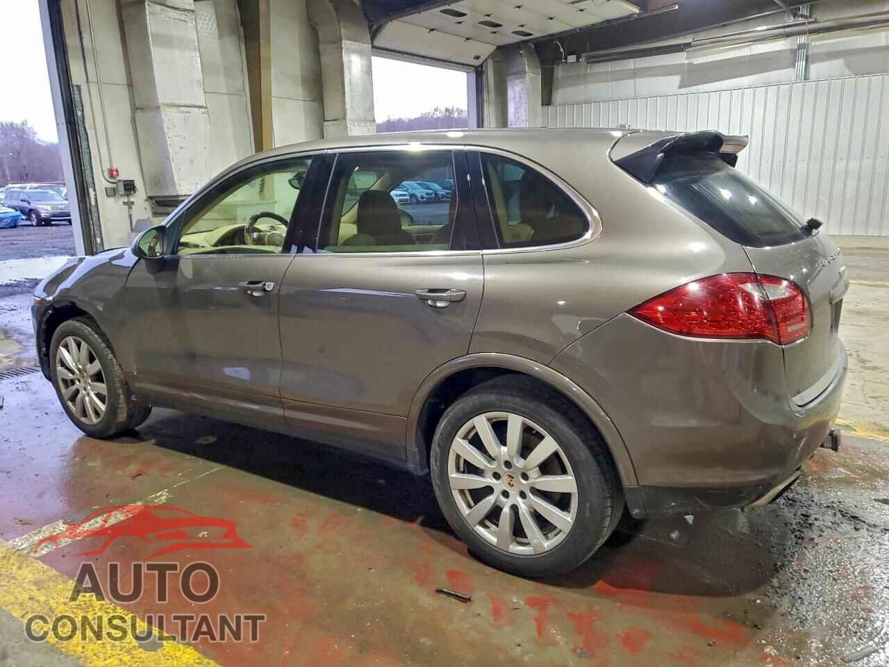 PORSCHE CAYENNE 2013 - WP1AA2A28DLA04104