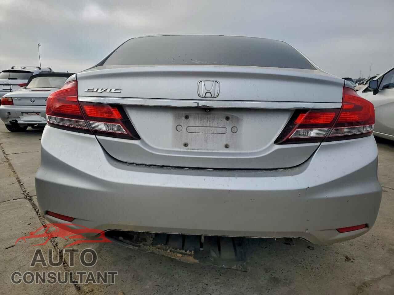 HONDA CIVIC 2013 - 19XFB2F86DE226697