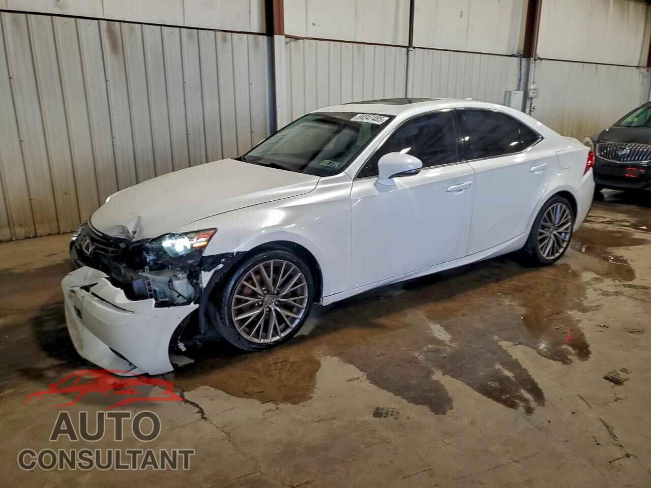 LEXUS IS 2014 - JTHCF1D29E5013139