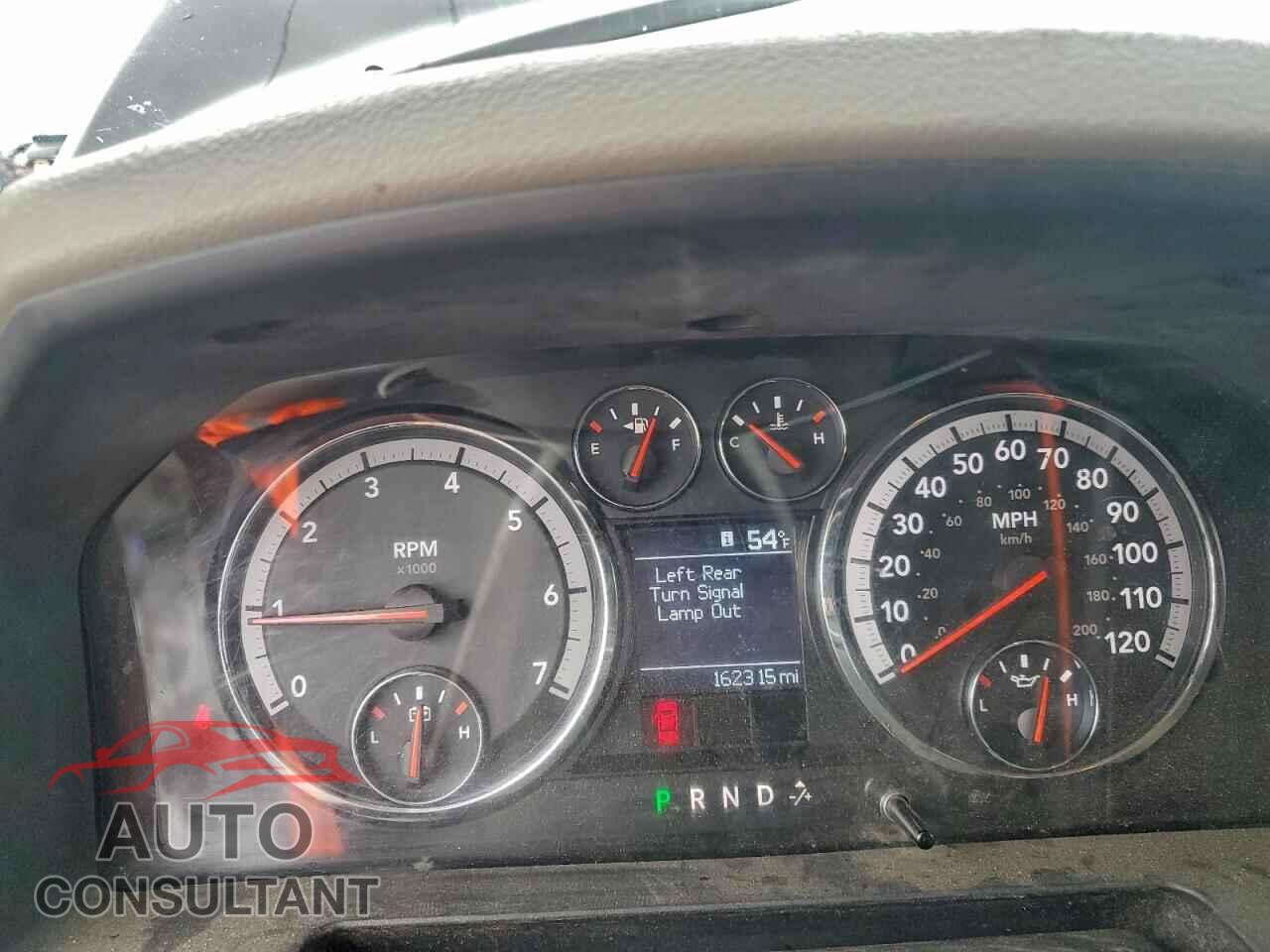 DODGE RAM 1500 2012 - 1C6RD7FT0CS264910
