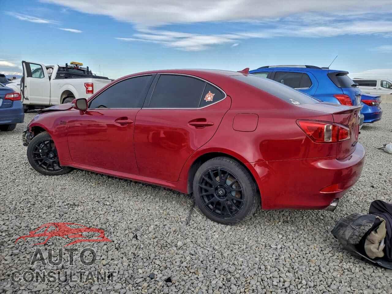 LEXUS IS 2012 - JTHCF5C22C5056047