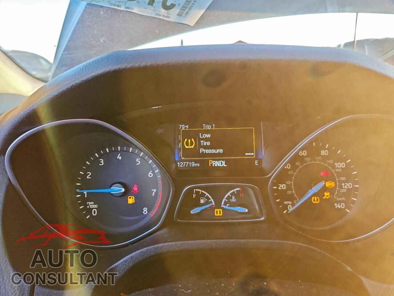 FORD FOCUS 2017 - 1FADP3F2XHL337184