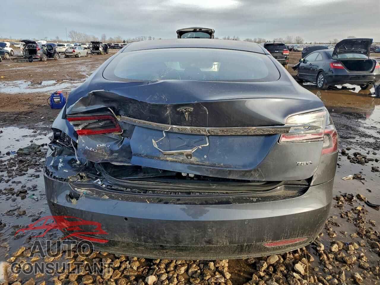 TESLA MODEL S 2018 - 5YJSA1E22JF286202
