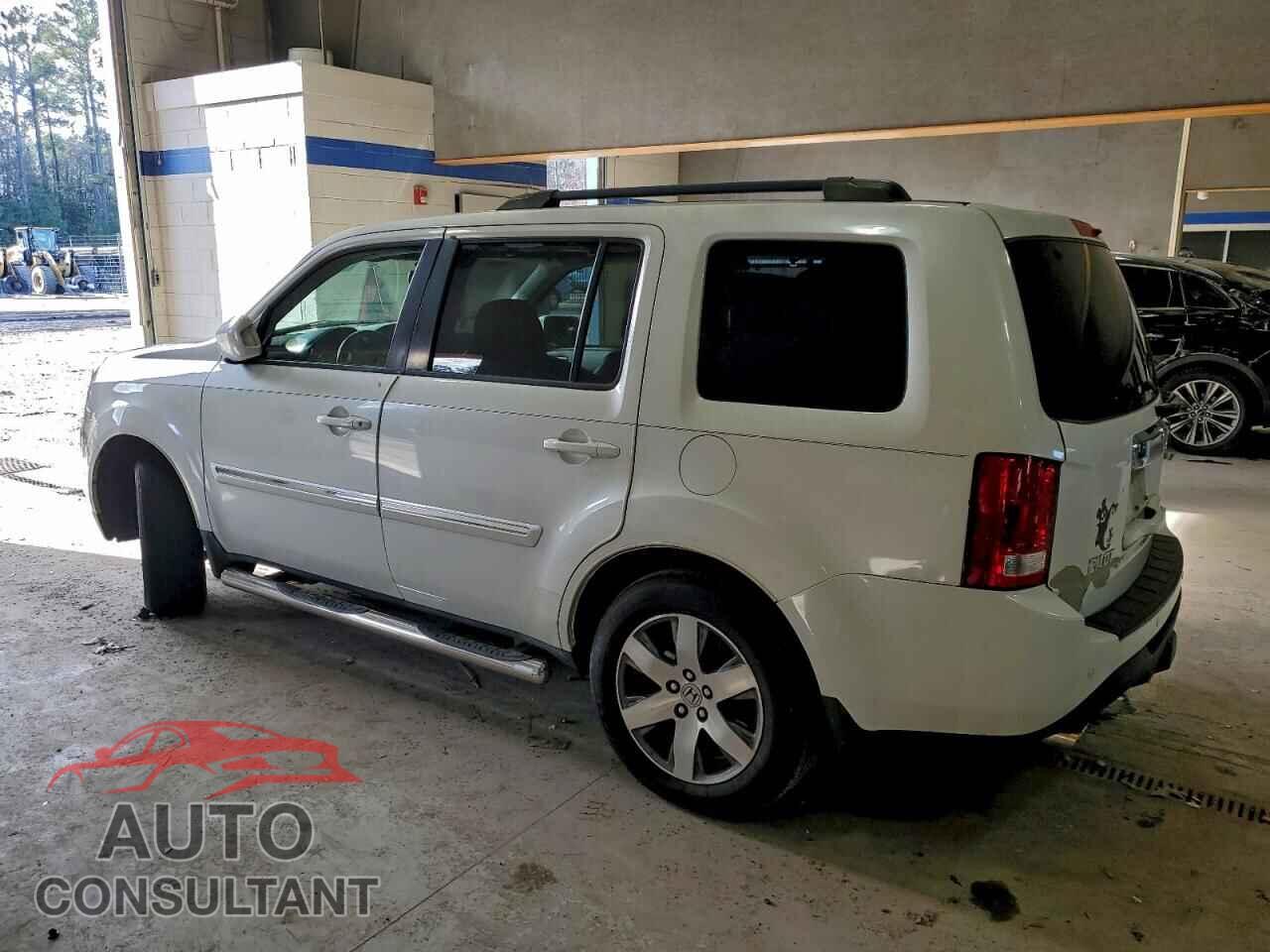 HONDA PILOT 2013 - 5FNYF4H95DB051996