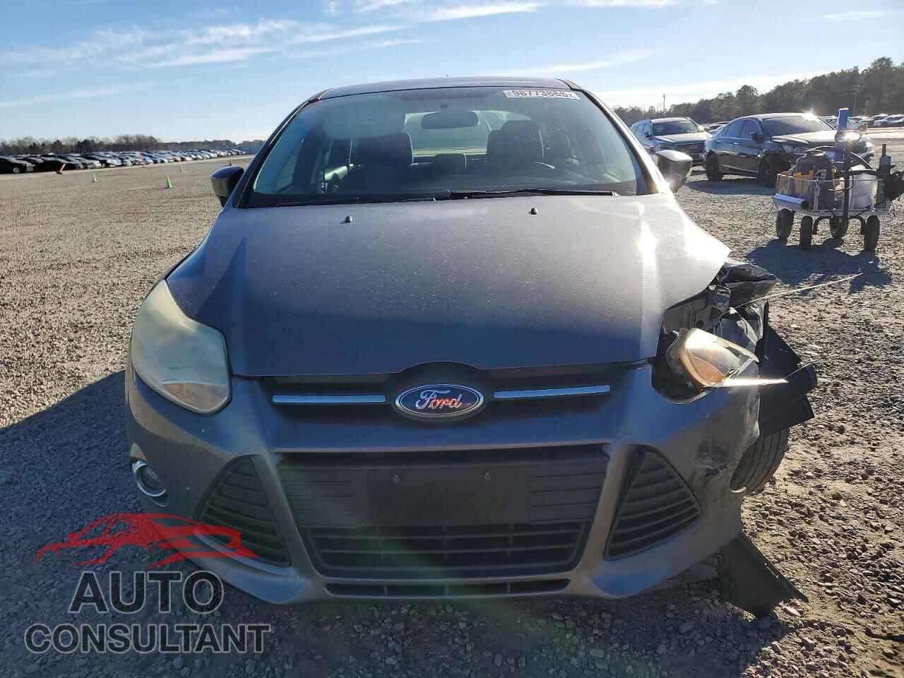 FORD FOCUS 2014 - 1FADP3F22EL435072