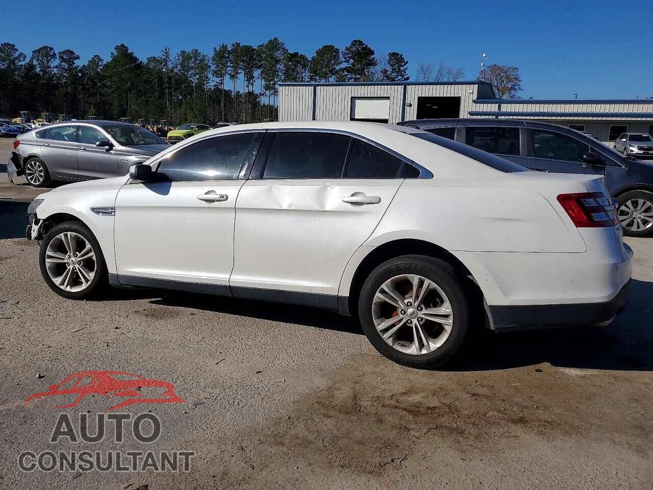 FORD TAURUS 2016 - 1FAHP2E83GG129091