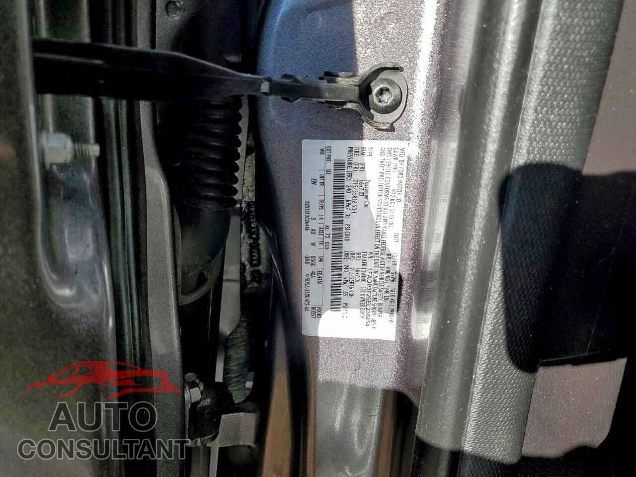 FORD FOCUS 2014 - 1FADP3F26EL238454