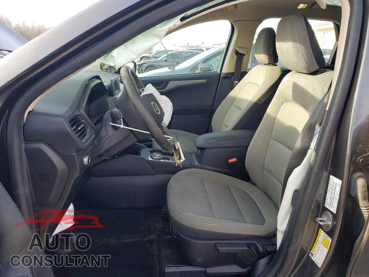FORD ESCAPE 2020 - 1FMCU0F61LUA51108