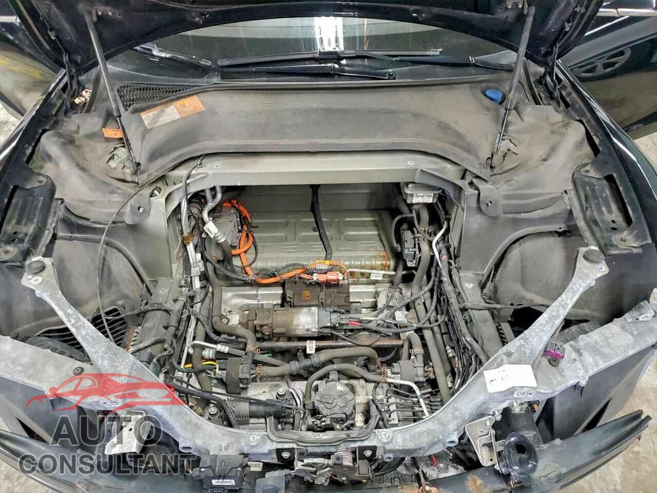 TESLA MODEL S 2013 - 5YJSA1CN9DFP10668