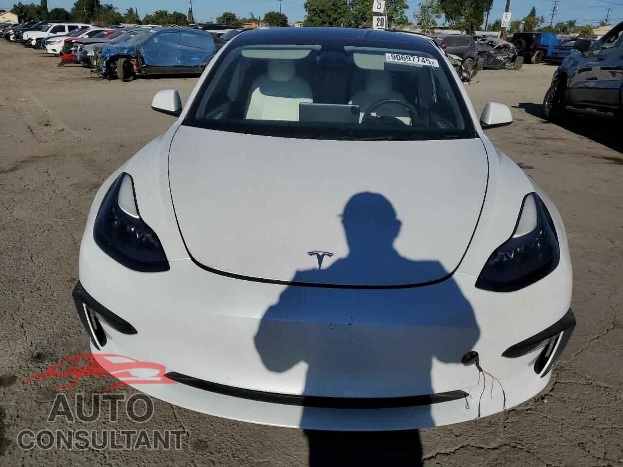 TESLA MODEL 3 2023 - 5YJ3E1EA8PF552184