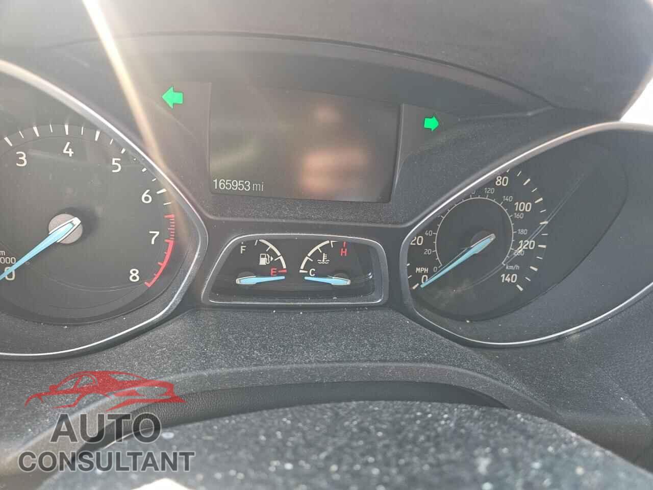 FORD ESCAPE 2017 - 1FMCU9JD7HUB88314