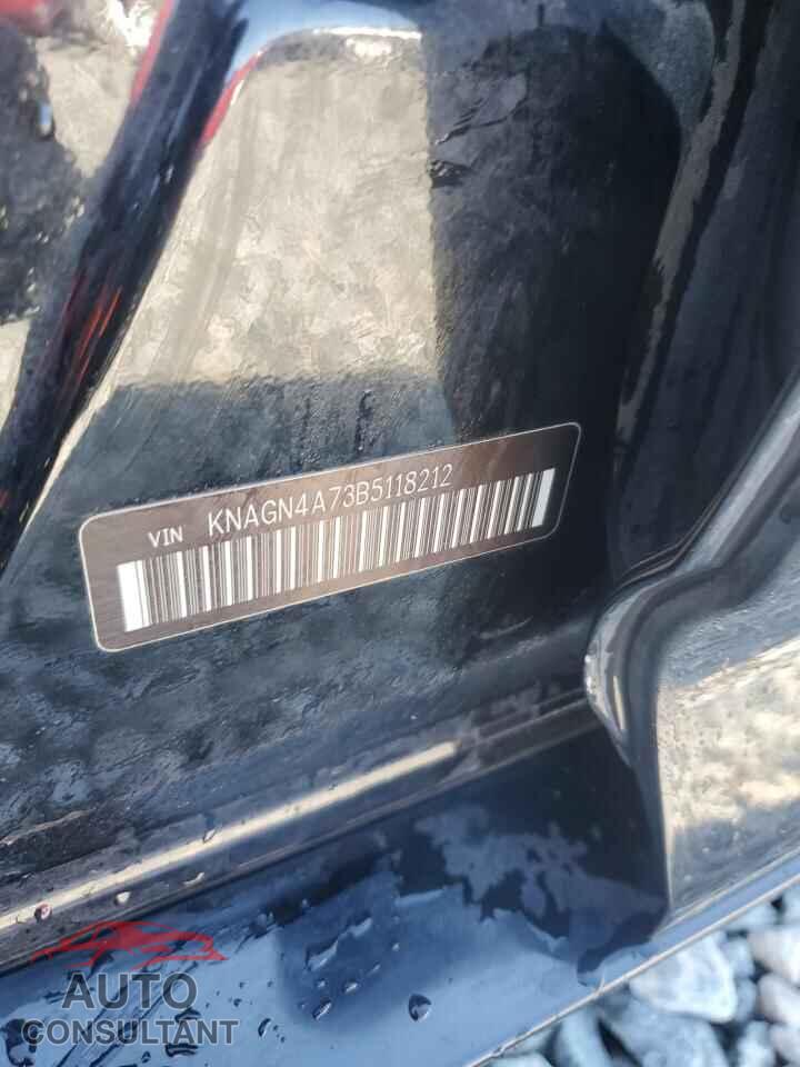 KIA OPTIMA 2011 - KNAGN4A73B5118212