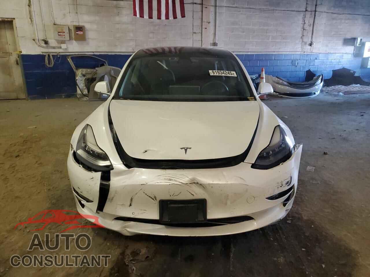 TESLA MODEL 3 2020 - 5YJ3E1EB4LF787569