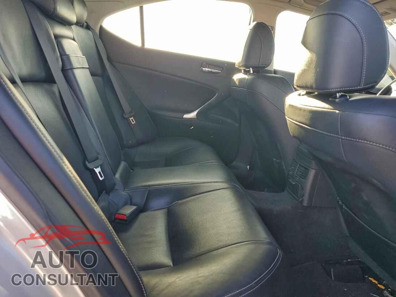 LEXUS IS 2012 - JTHBF5C23C5163071