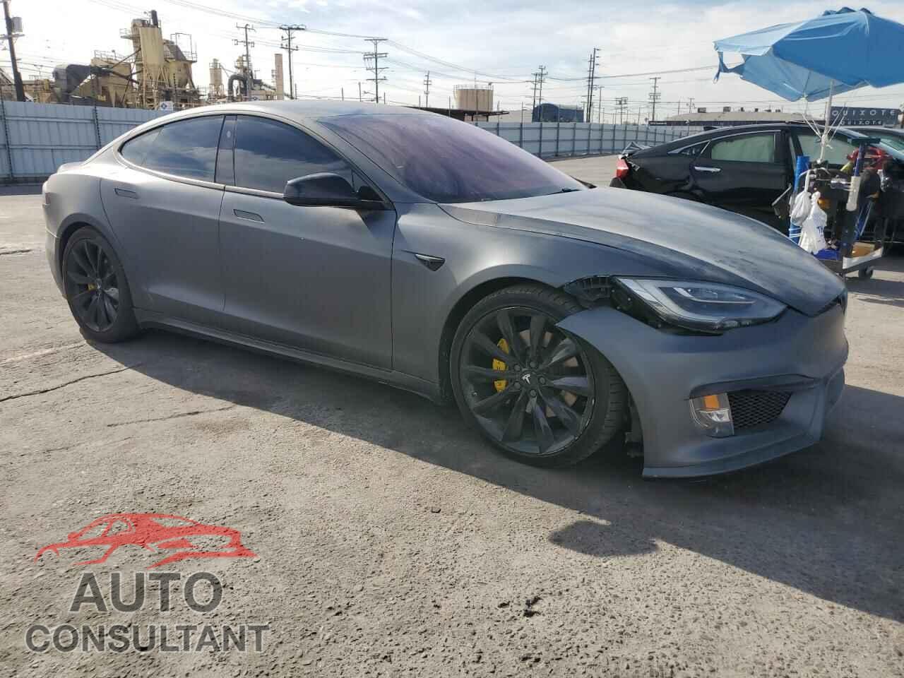 TESLA MODEL S 2018 - 5YJSA1E23JF267660