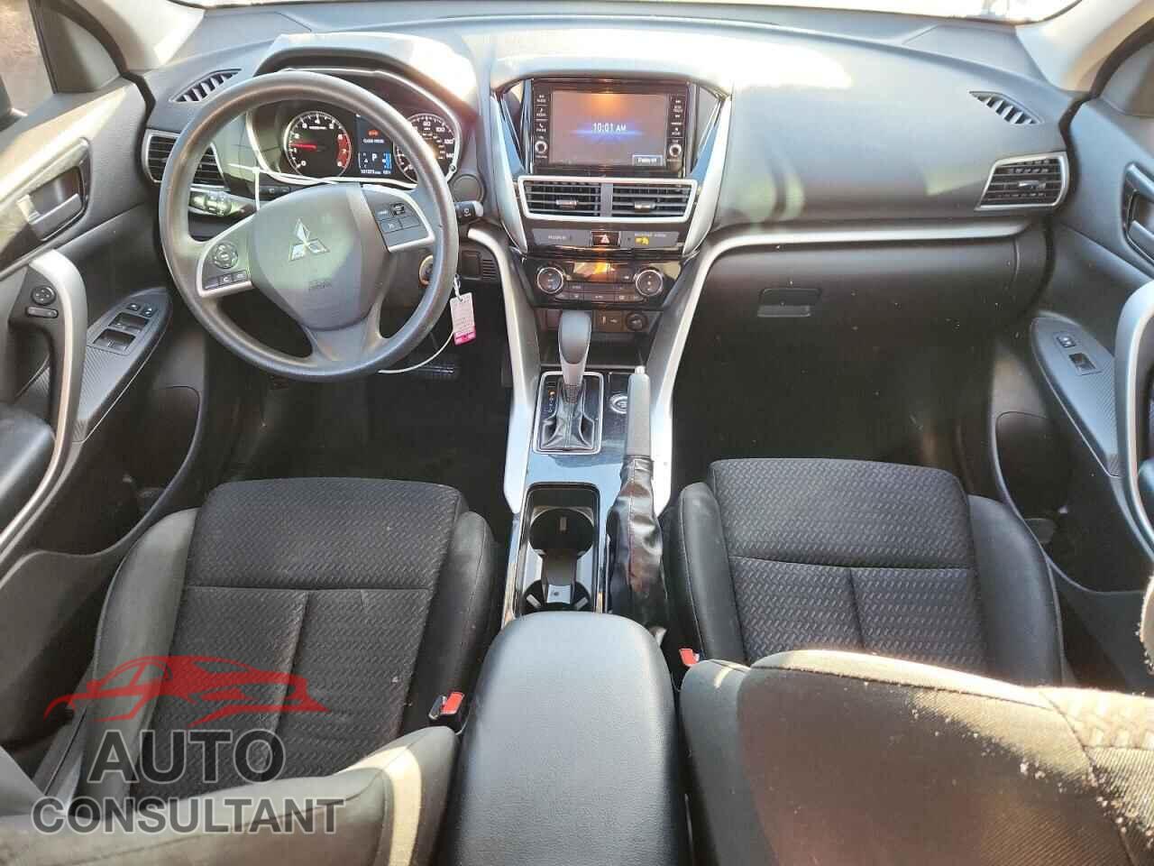 MITSUBISHI ECLIPSE 2019 - JA4AT3AA7KZ039455