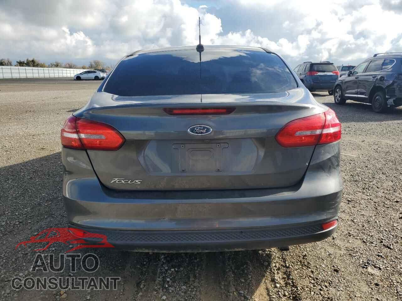 FORD FOCUS 2016 - 1FADP3E25GL234593