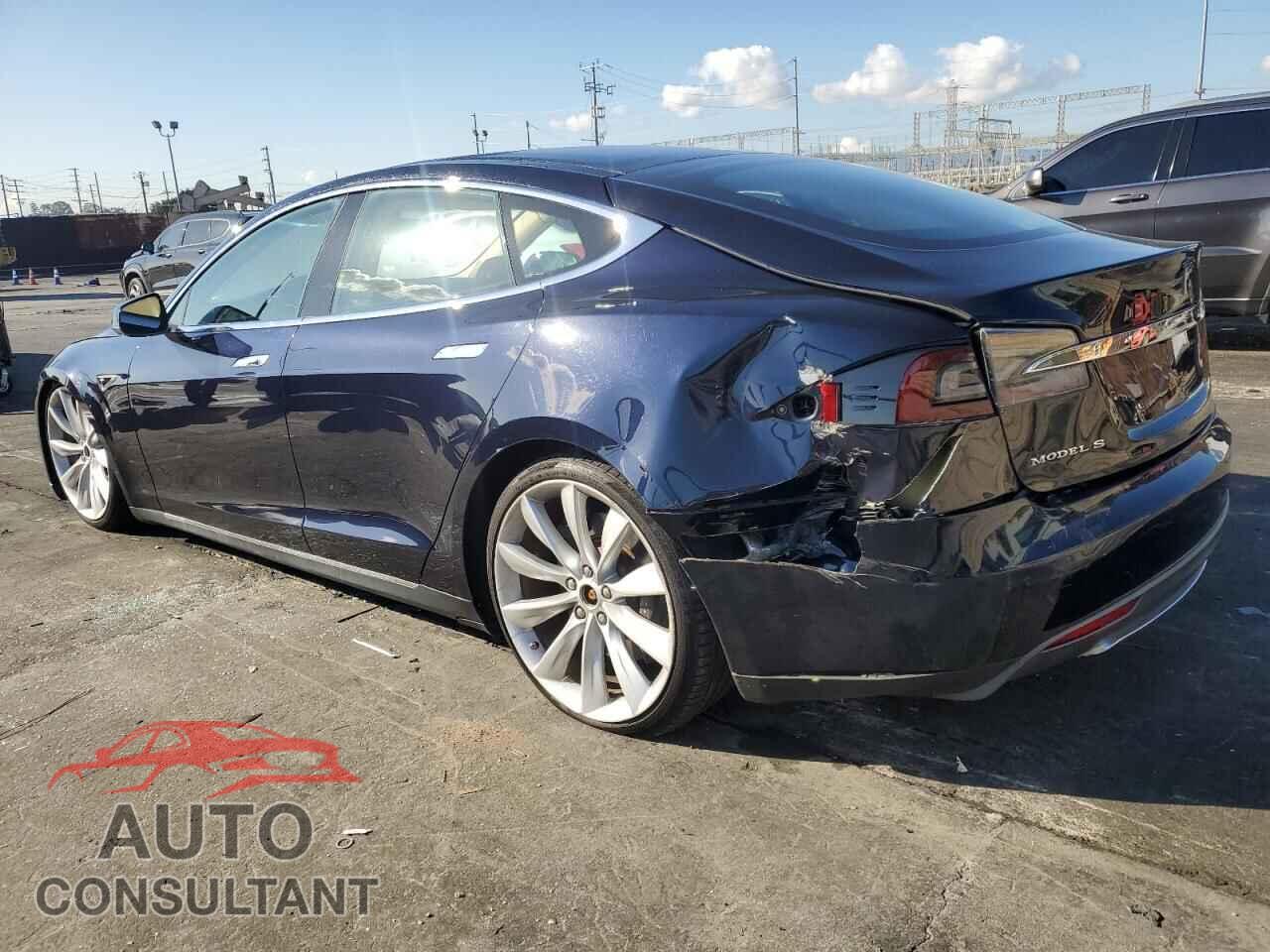 TESLA MODEL S 2013 - 5YJSA1AG9DFP06382