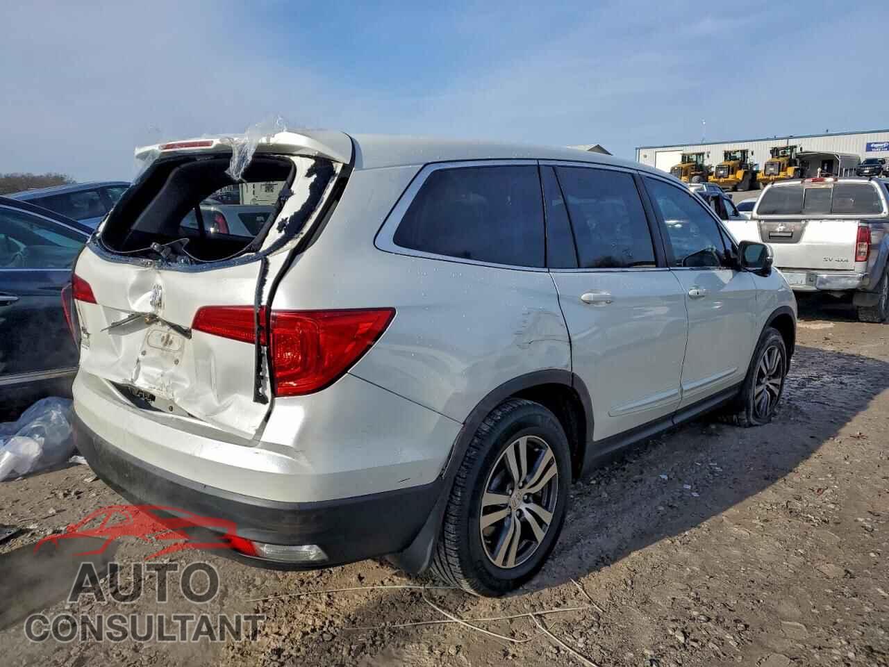 HONDA PILOT 2017 - 5FNYF5H30HB006214