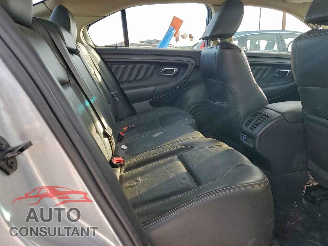 FORD TAURUS 2010 - 1FAHP2HW1AG117572