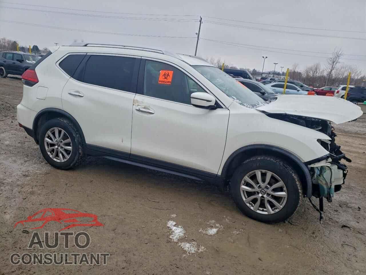NISSAN ROGUE 2017 - KNMAT2MV7HP600739